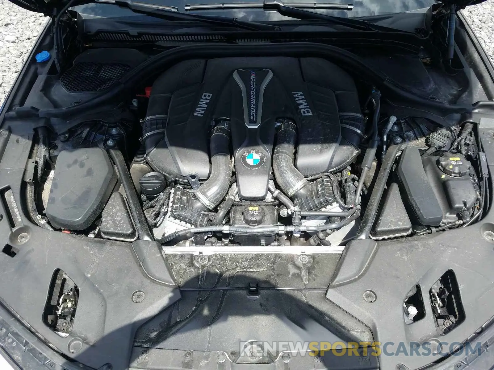 7 Photograph of a damaged car WBAJB9C53KB287509 BMW M5 2019