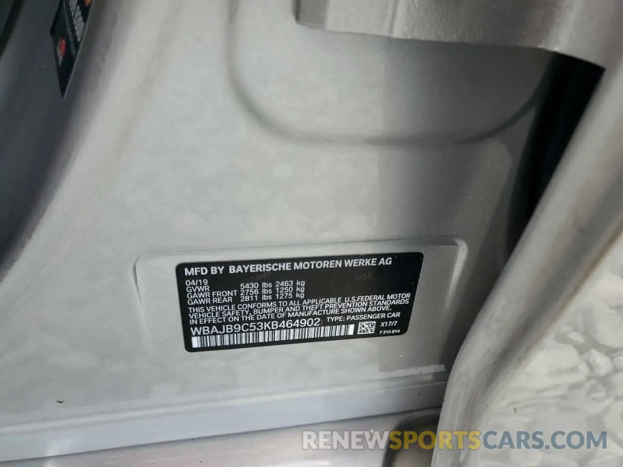 13 Photograph of a damaged car WBAJB9C53KB464902 BMW M5 2019
