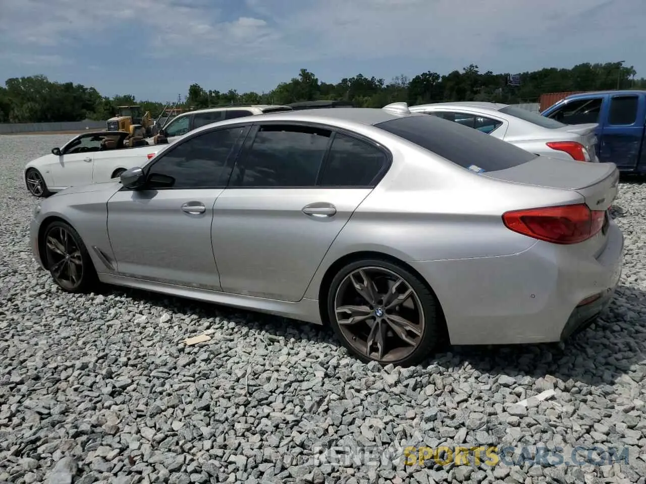 2 Photograph of a damaged car WBAJB9C53KB464902 BMW M5 2019