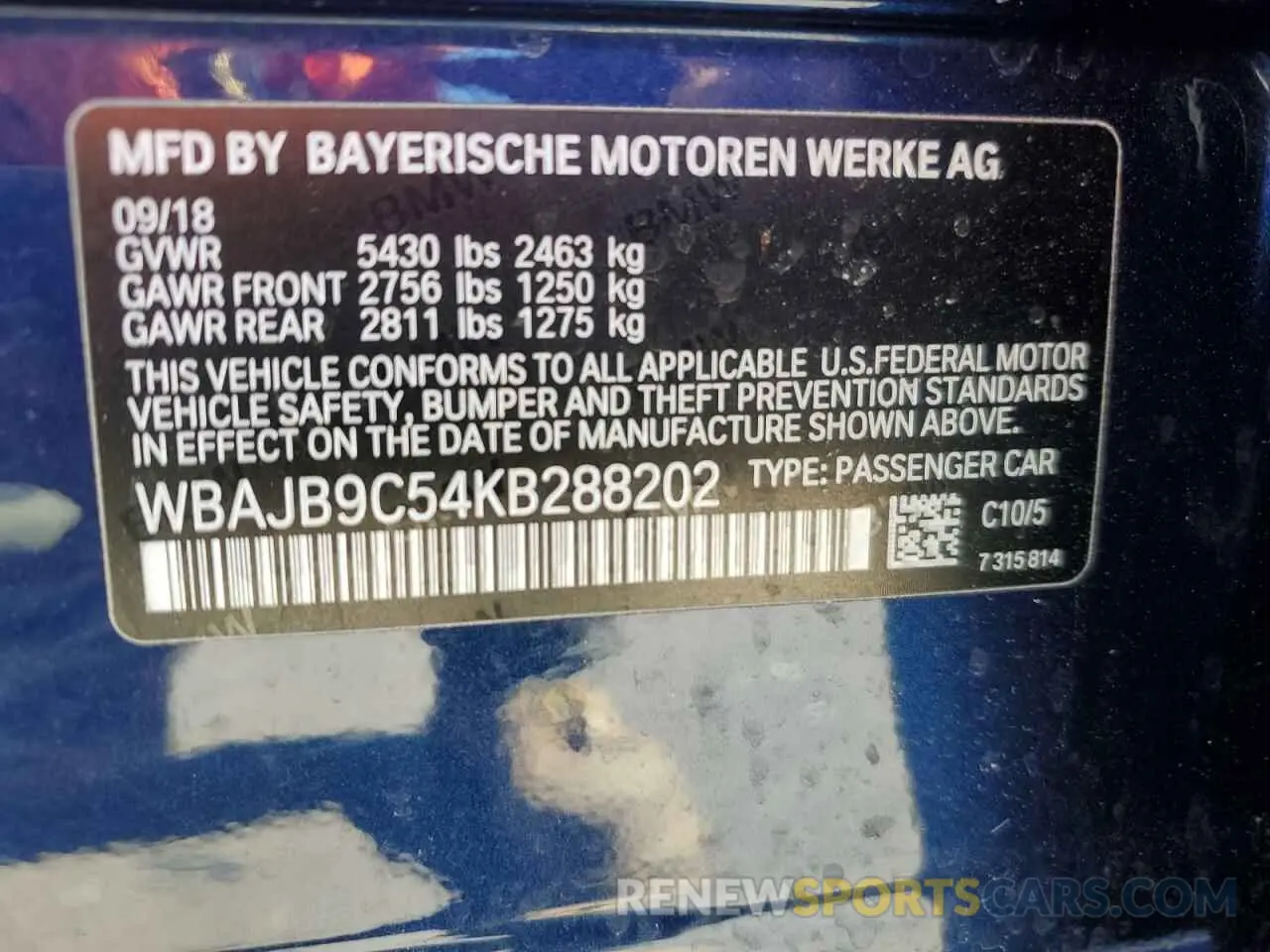 12 Фотография поврежденного автомобиля WBAJB9C54KB288202 BMW M5 2019