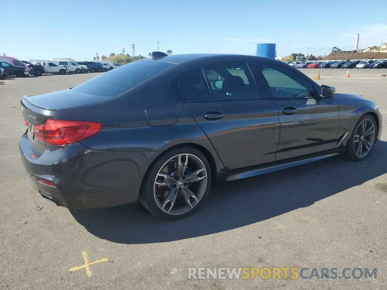 3 Photograph of a damaged car WBAJB9C57KB289036 BMW M5 2019