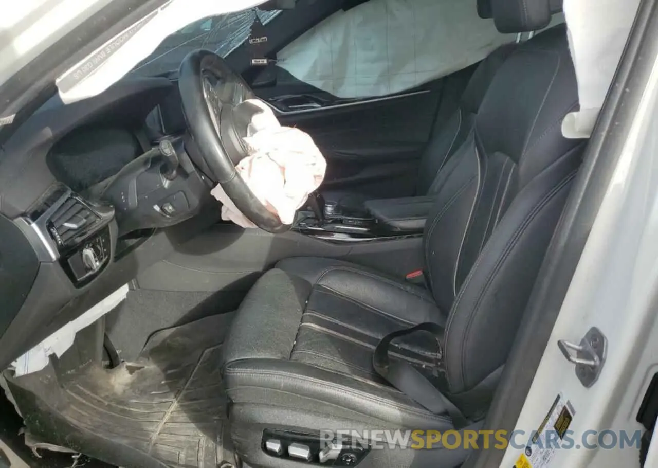 7 Photograph of a damaged car WBAJB9C58KB287991 BMW M5 2019