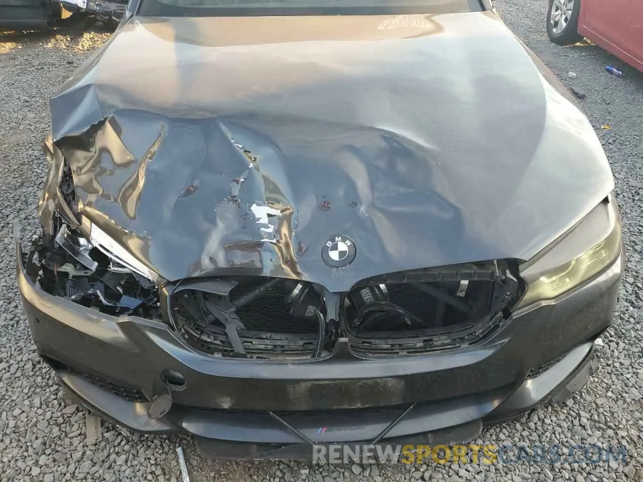 11 Photograph of a damaged car WBAJB9C59KB287496 BMW M5 2019