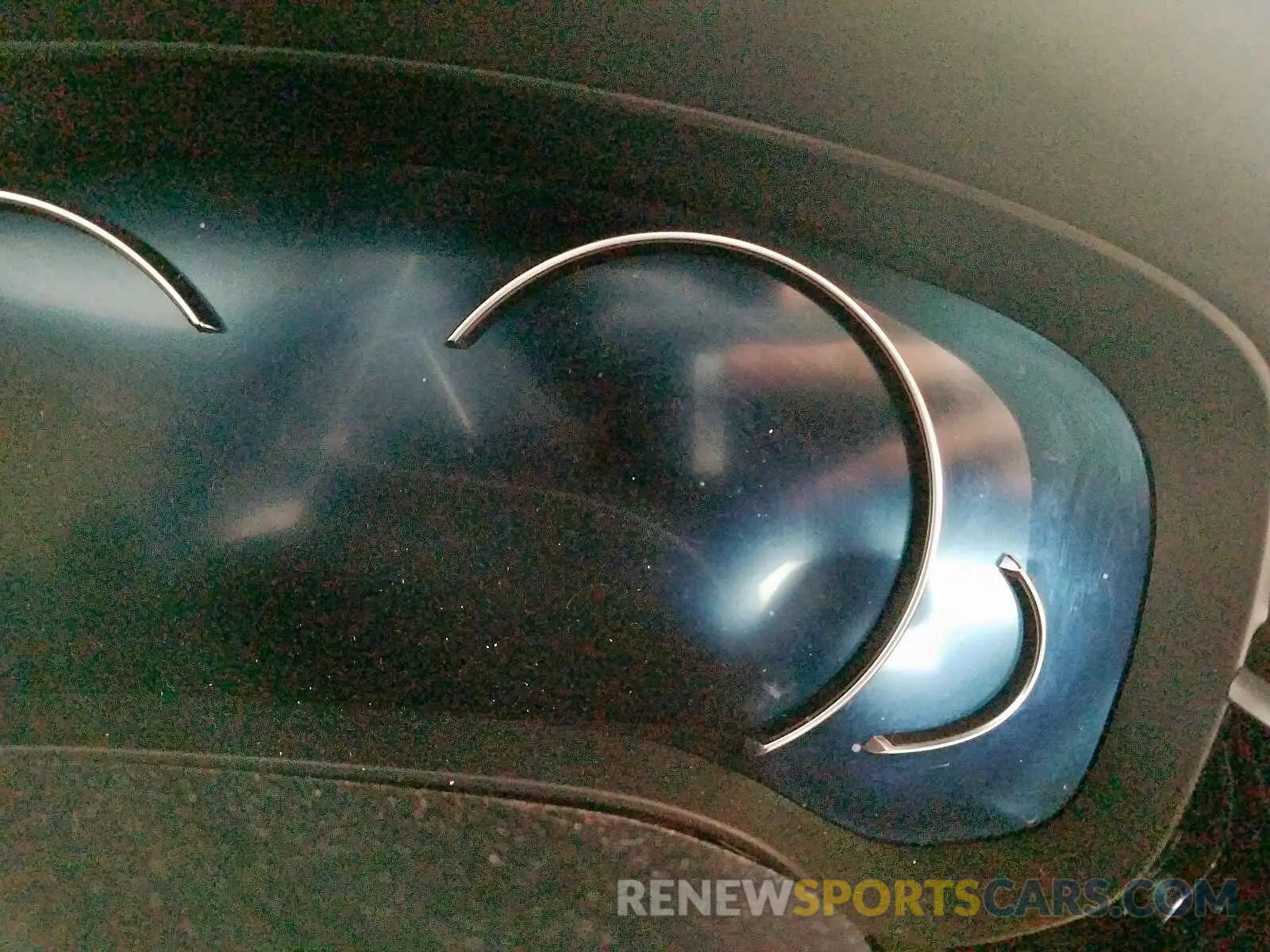 8 Photograph of a damaged car WBSJF0C51KB284877 BMW M5 2019