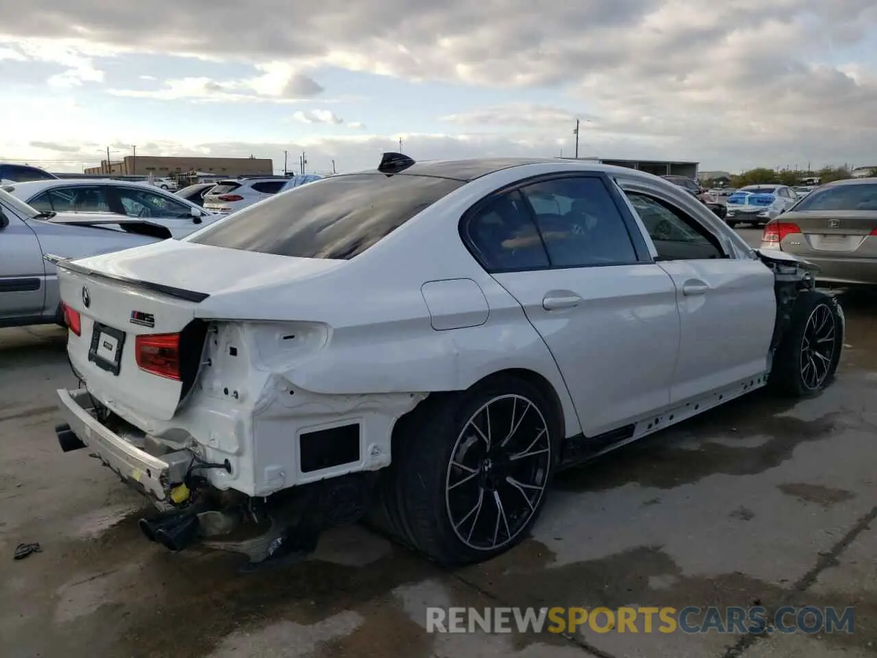 3 Фотография поврежденного автомобиля WBSJF0C52KB285536 BMW M5 2019