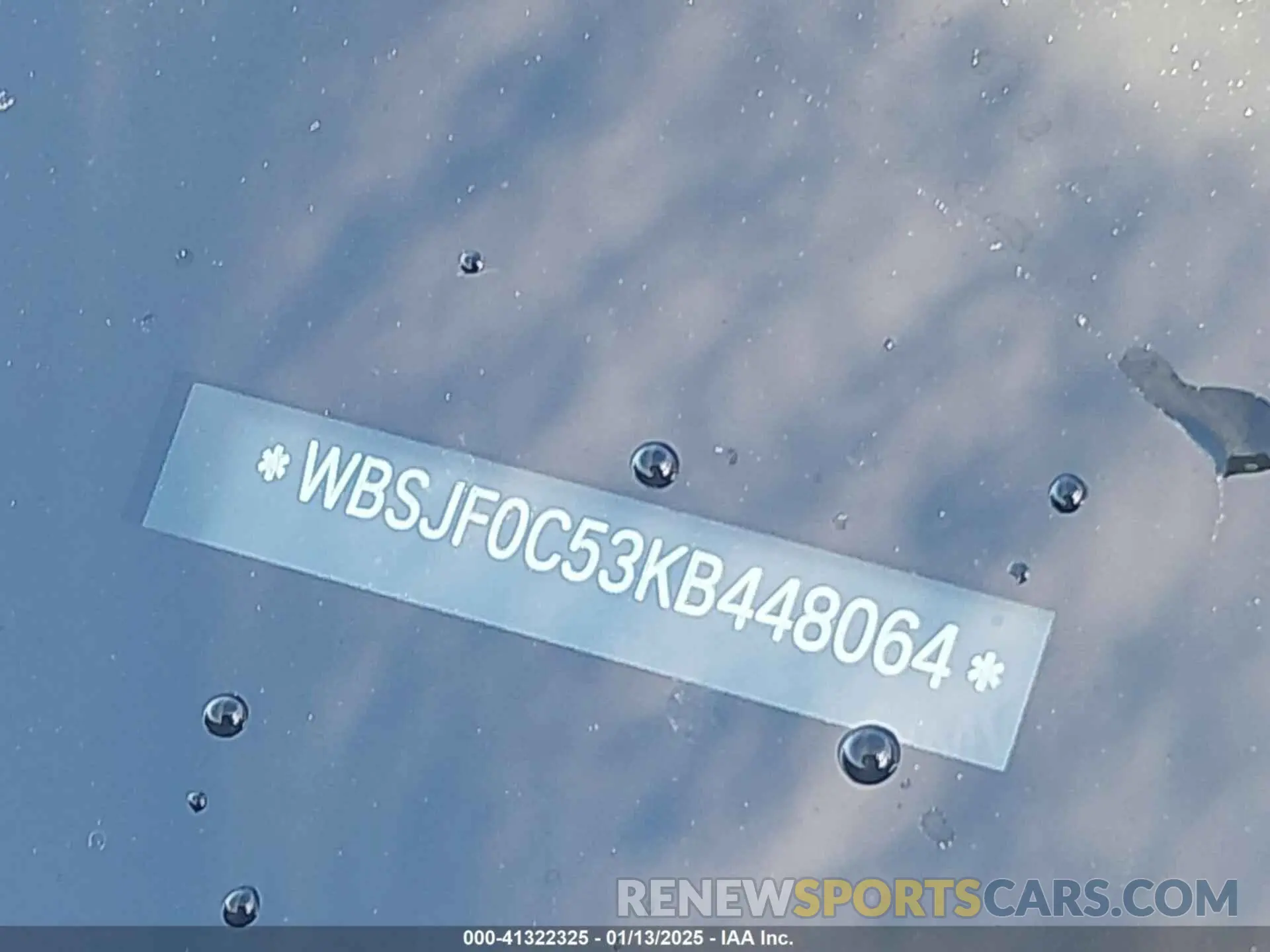 17 Фотография поврежденного автомобиля WBSJF0C53KB448064 BMW M5 2019