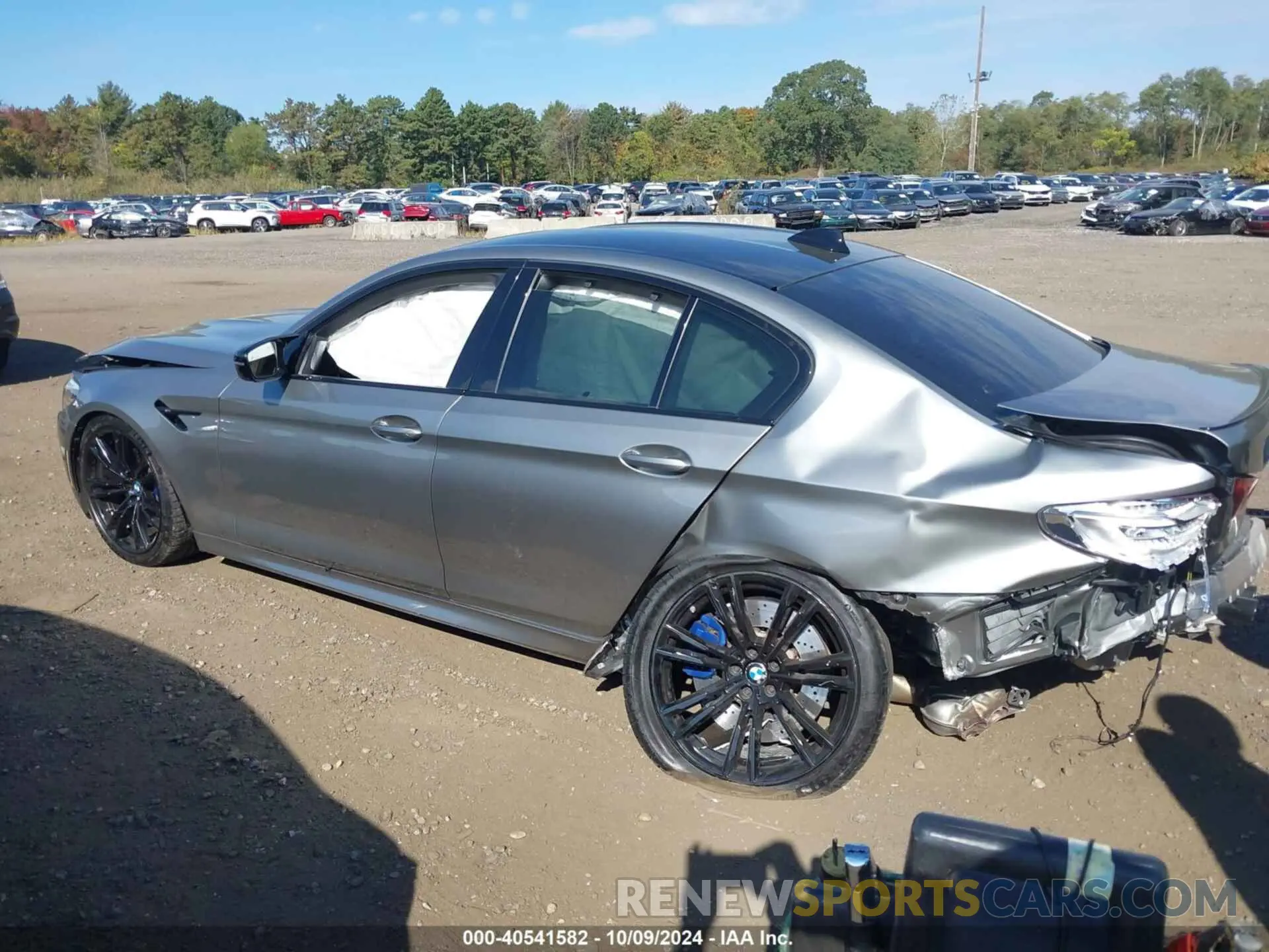 15 Photograph of a damaged car WBSJF0C54KB285845 BMW M5 2019