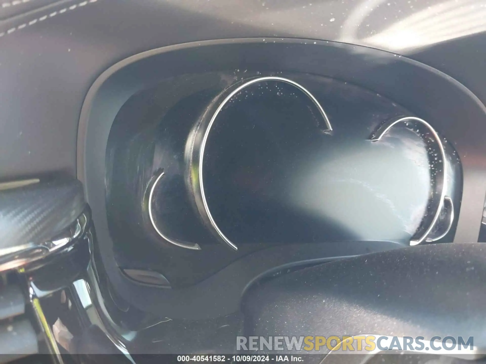 7 Photograph of a damaged car WBSJF0C54KB285845 BMW M5 2019