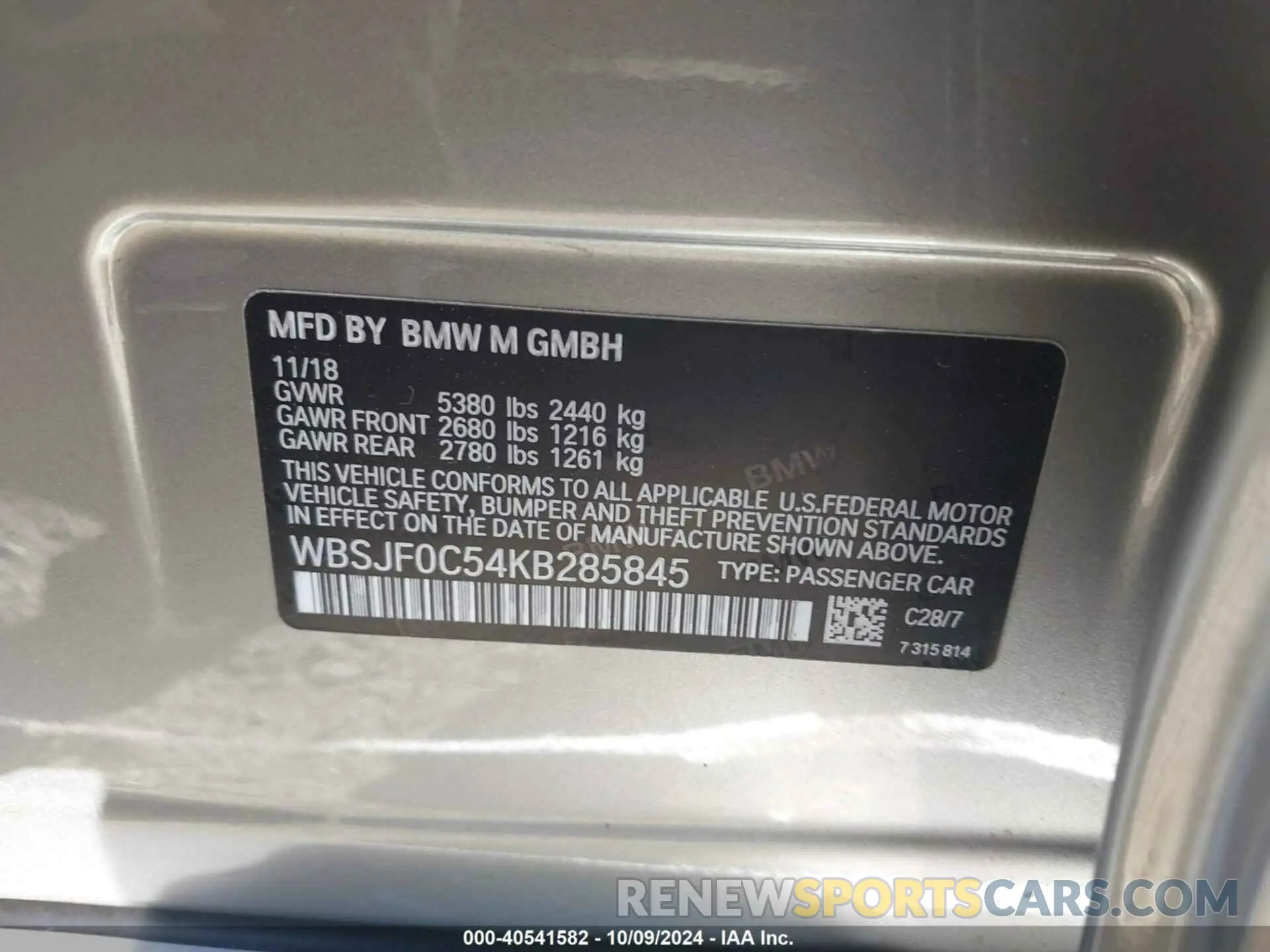 9 Photograph of a damaged car WBSJF0C54KB285845 BMW M5 2019