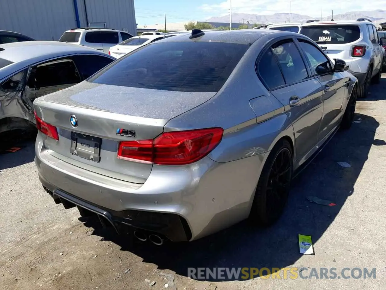 4 Фотография поврежденного автомобиля WBSJF0C55KB285157 BMW M5 2019