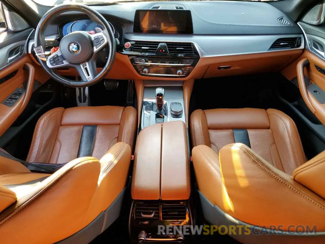8 Photograph of a damaged car WBSJF0C58KB446682 BMW M5 2019