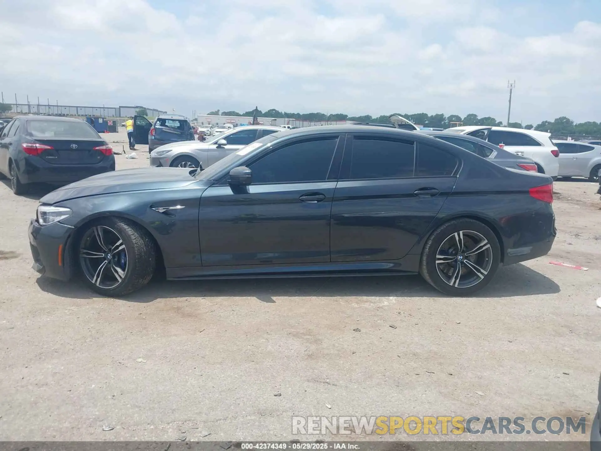 13 Photograph of a damaged car WBSJF0C58KB447623 BMW M5 2019