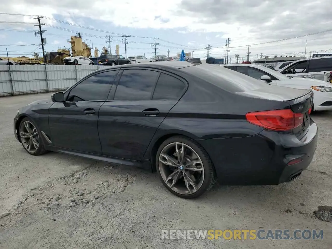 2 Photograph of a damaged car WBAJS7C03LBN96570 BMW M5 2020