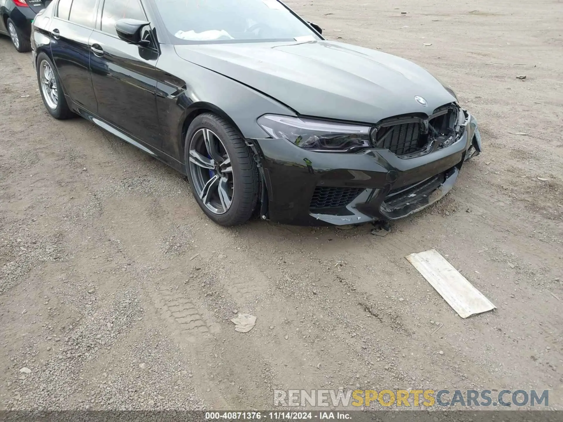 1 Photograph of a damaged car WBSJF0C01LCD33045 BMW M5 2020