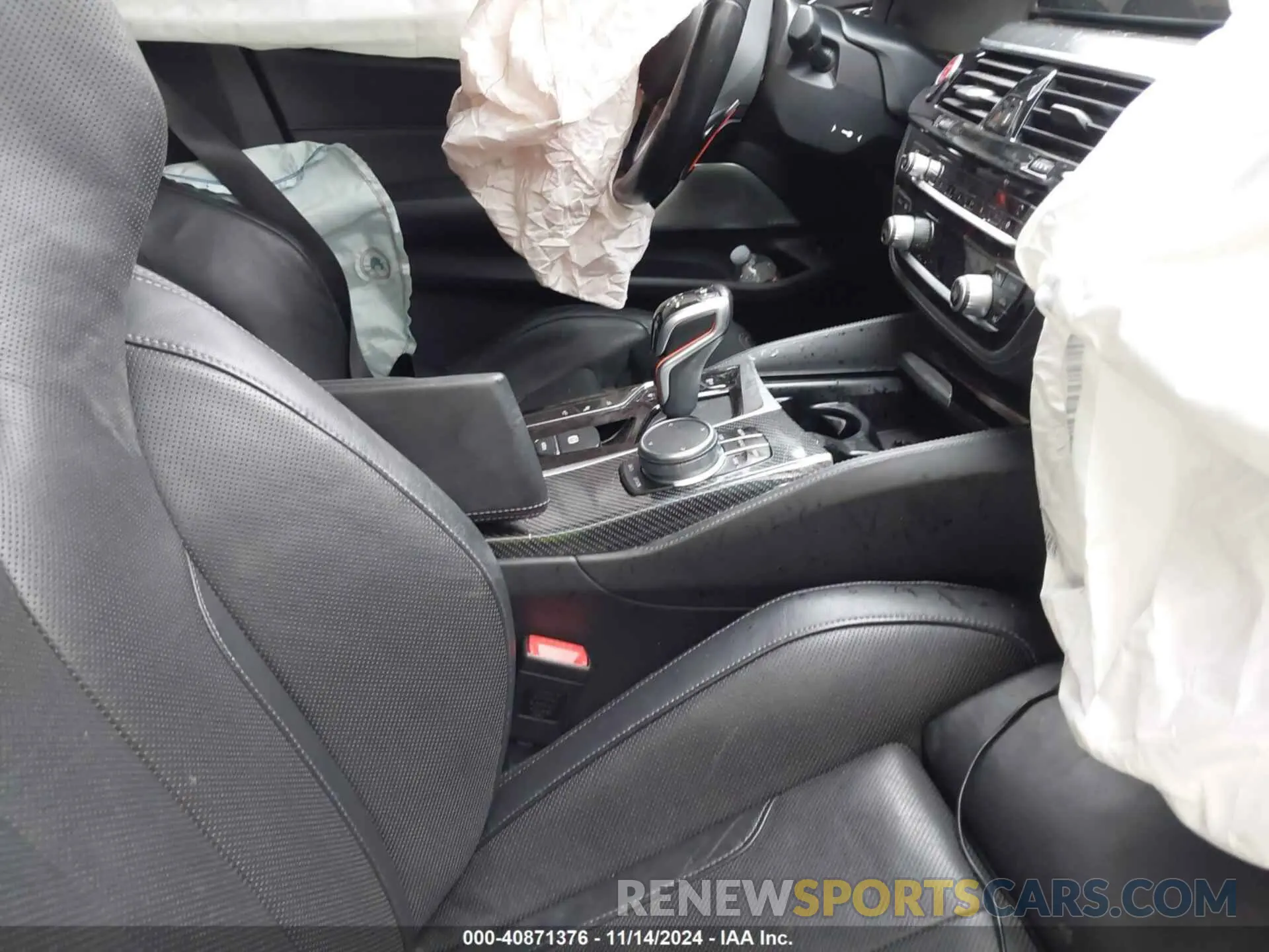 5 Photograph of a damaged car WBSJF0C01LCD33045 BMW M5 2020
