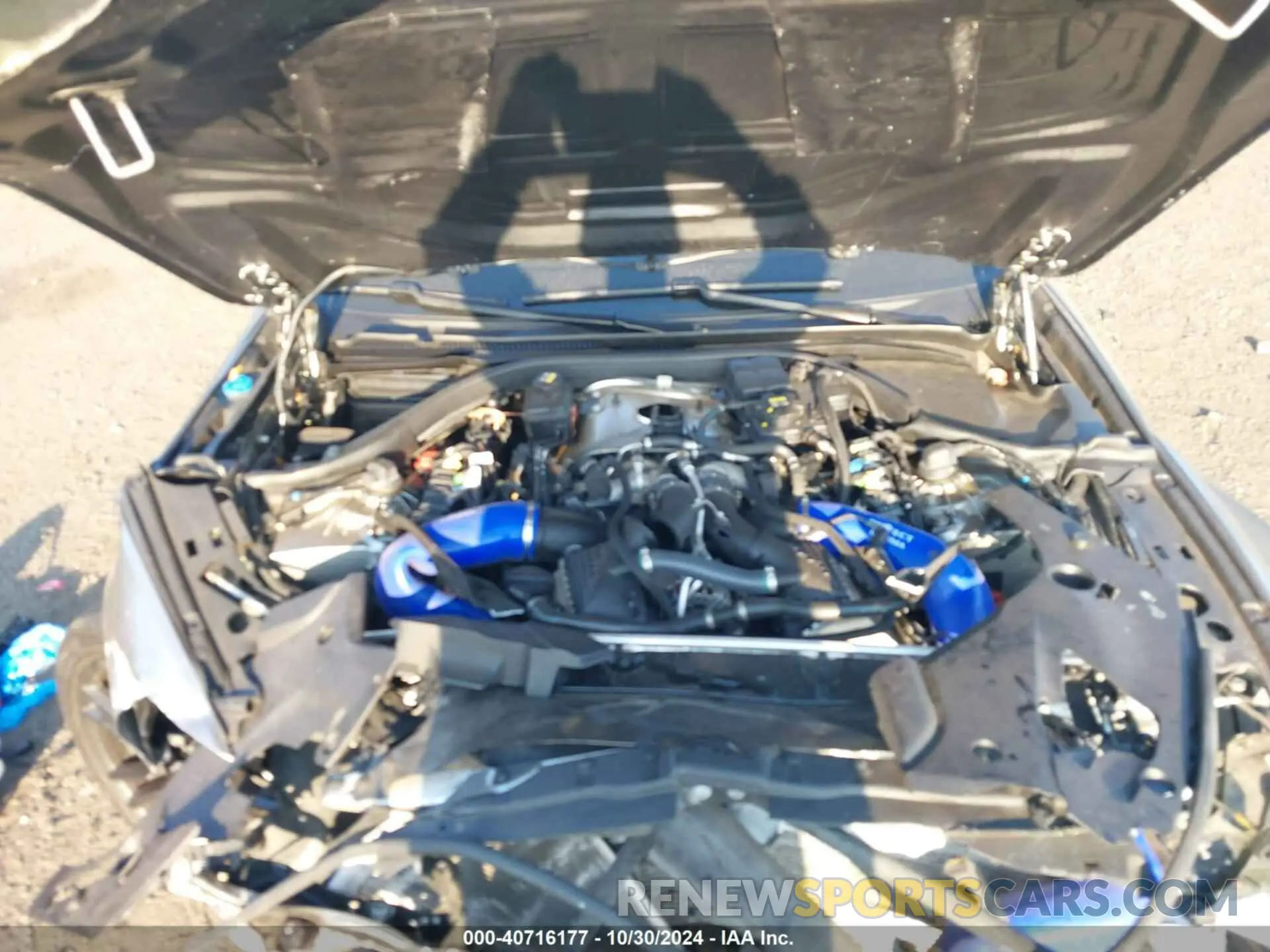 10 Photograph of a damaged car WBSJF0C06LCE13666 BMW M5 2020