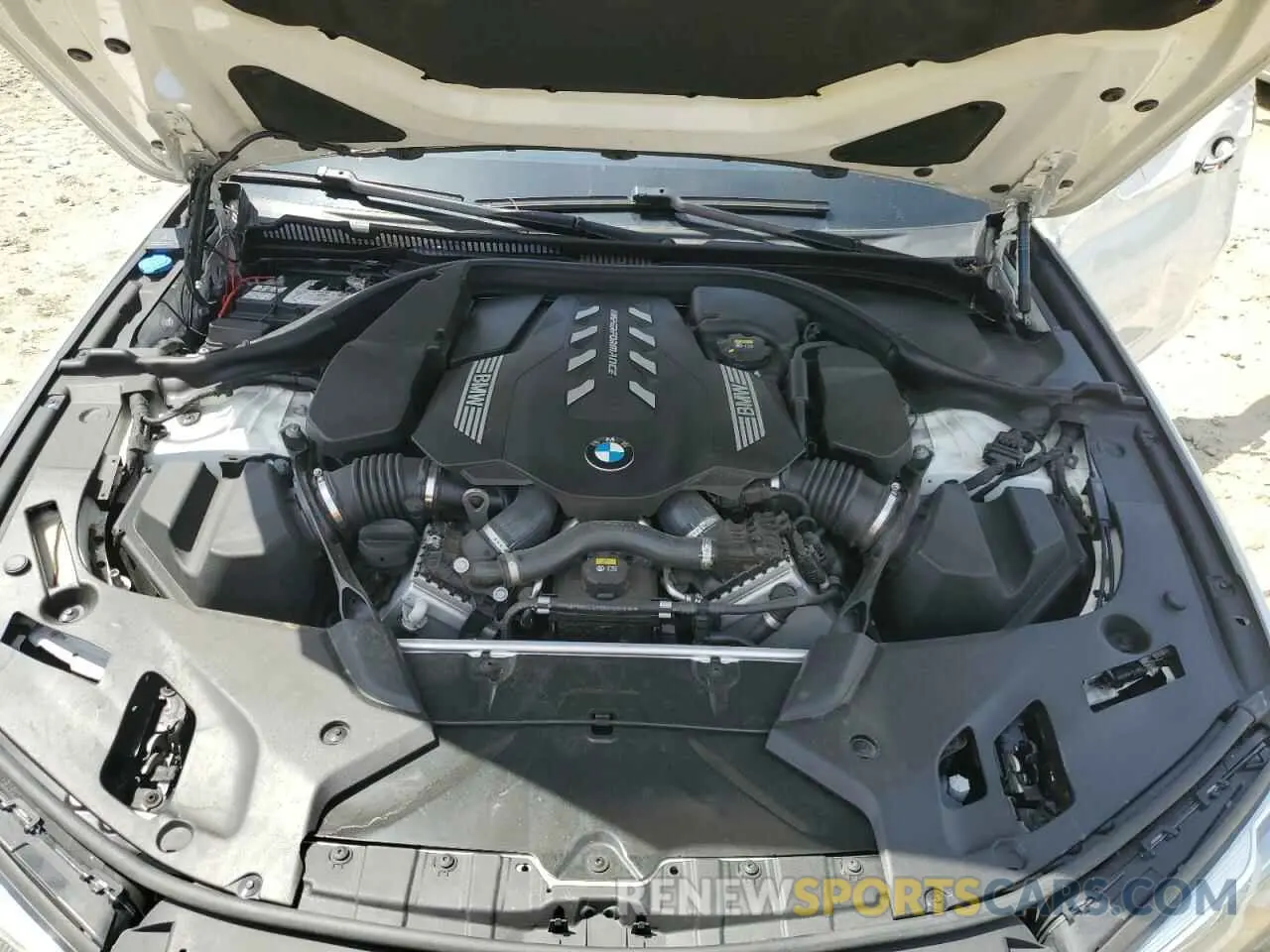 11 Фотография поврежденного автомобиля WBA13BK02MCF29815 BMW M5 2021