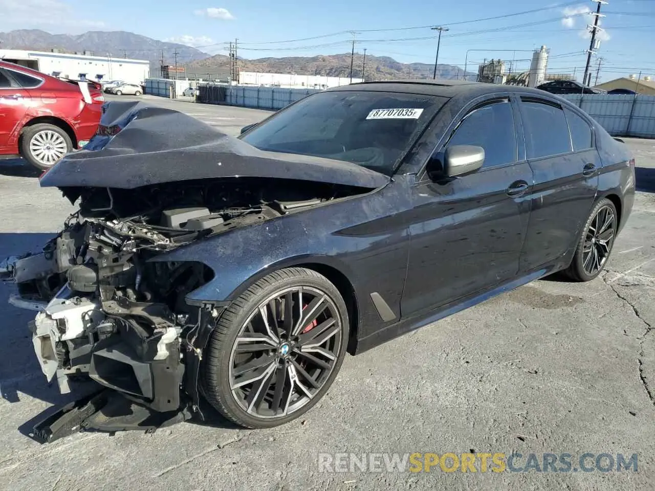 1 Photograph of a damaged car WBA13BK06MCF92173 BMW M5 2021