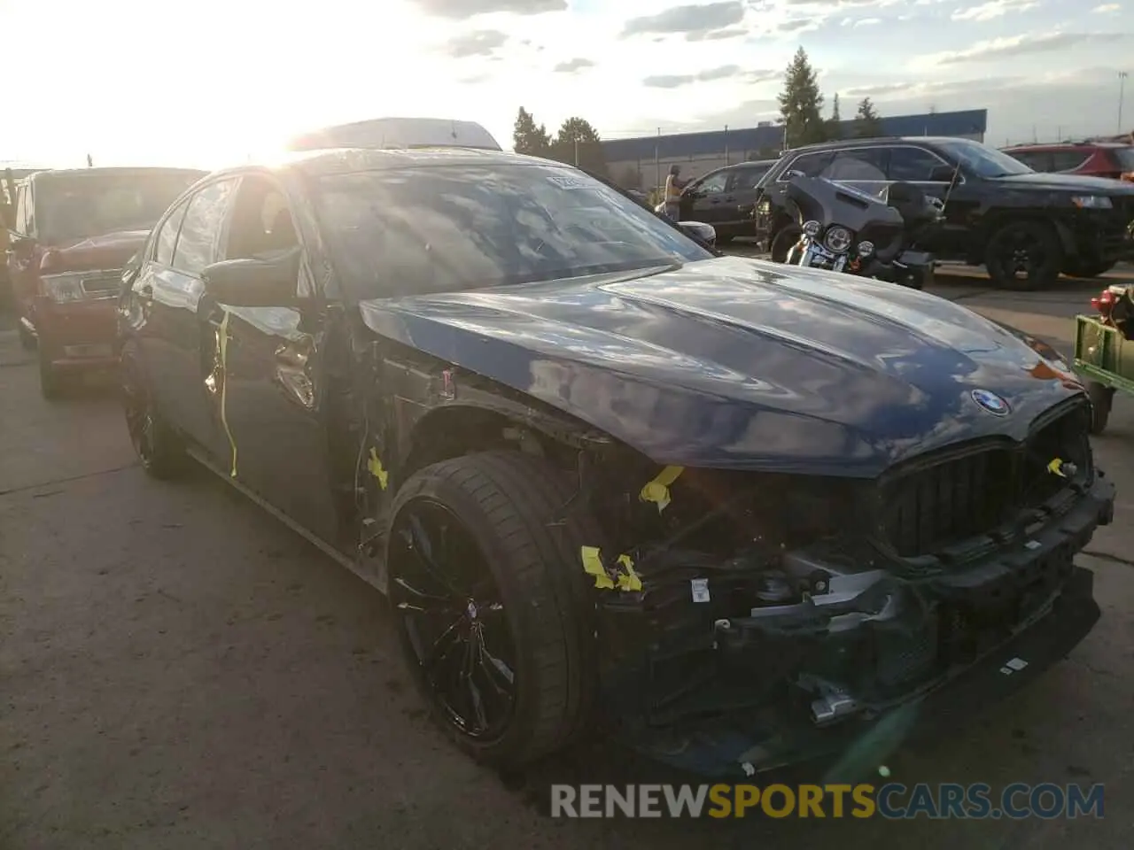 1 Фотография поврежденного автомобиля WBS83CH01MCF26346 BMW M5 2021
