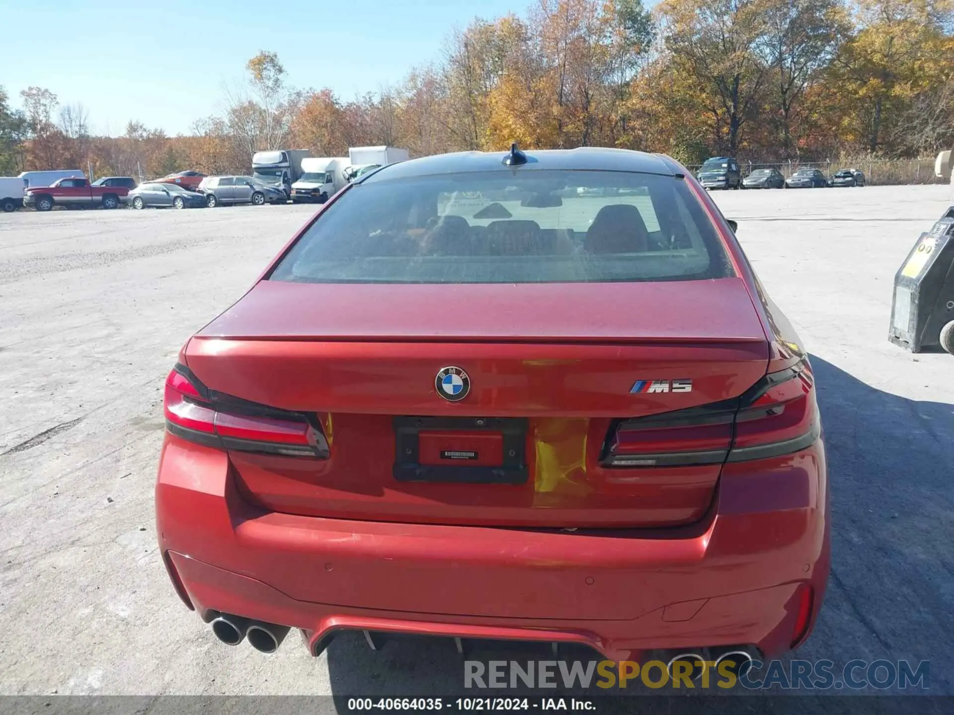 16 Photograph of a damaged car WBS83CH02MCF25335 BMW M5 2021