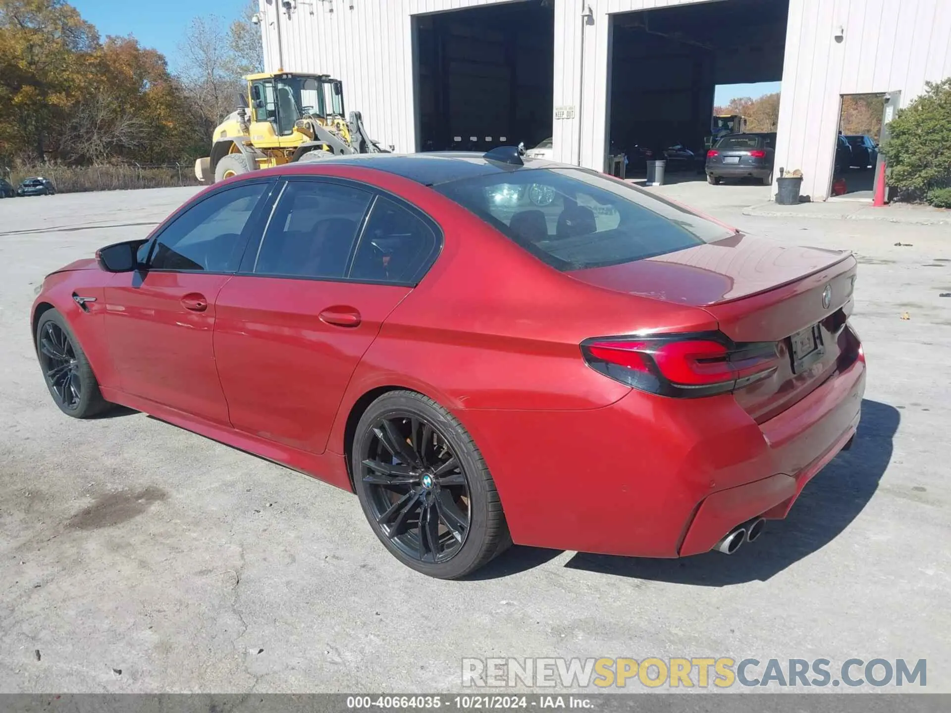 3 Photograph of a damaged car WBS83CH02MCF25335 BMW M5 2021
