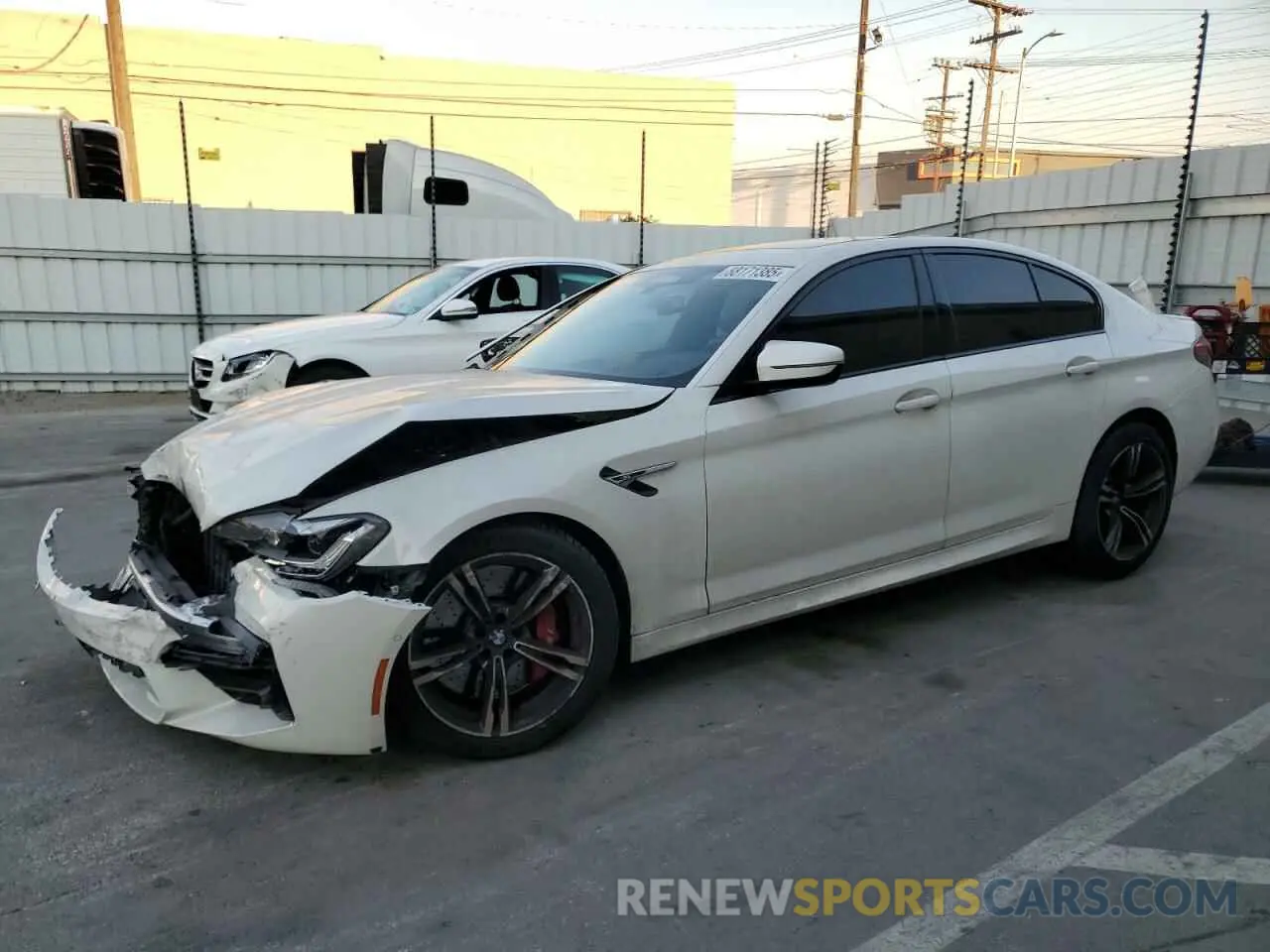 1 Photograph of a damaged car WBS83CH07NCK07614 BMW M5 2022