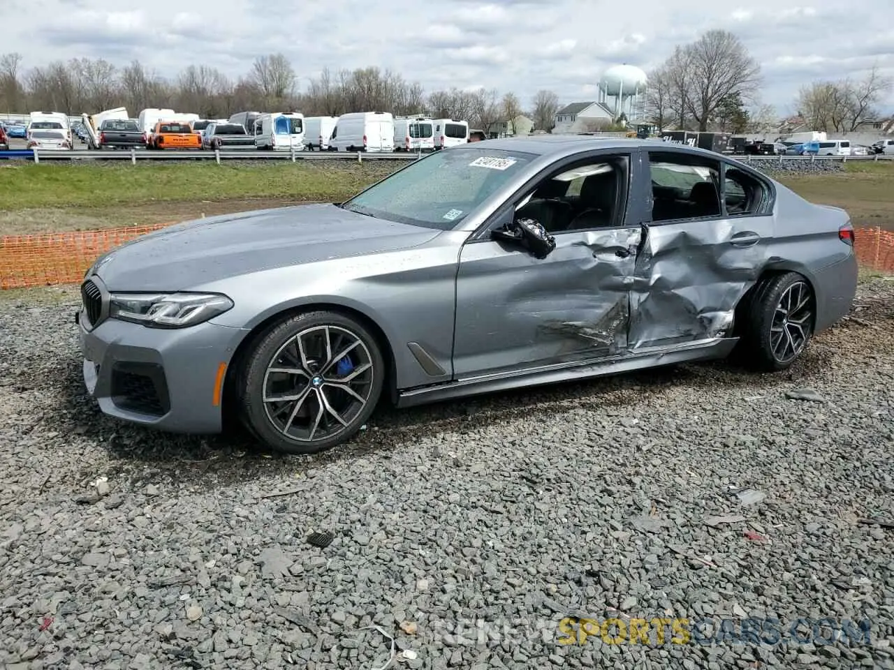 1 Фотография поврежденного автомобиля WBA13BK0XPCL37043 BMW M5 2023
