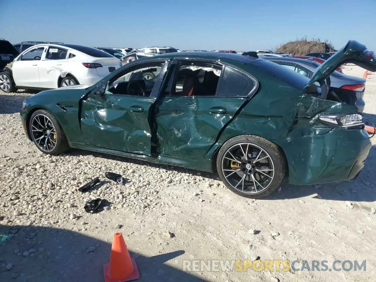 2 Photograph of a damaged car WBS83CH02PCM33496 BMW M5 2023