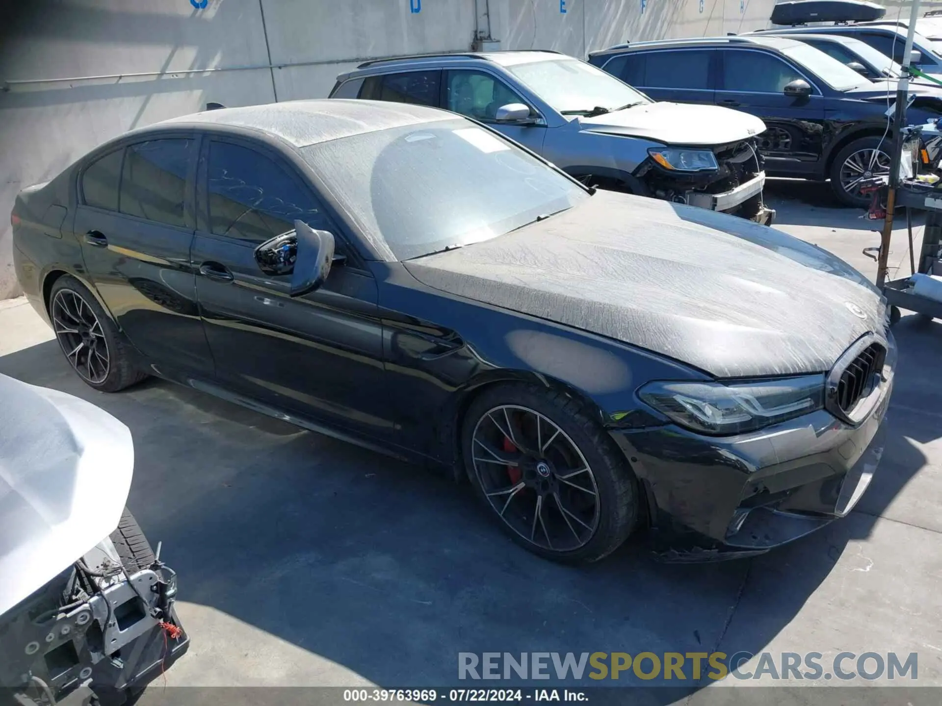 1 Фотография поврежденного автомобиля WBS83CH06PCL31246 BMW M5 2023