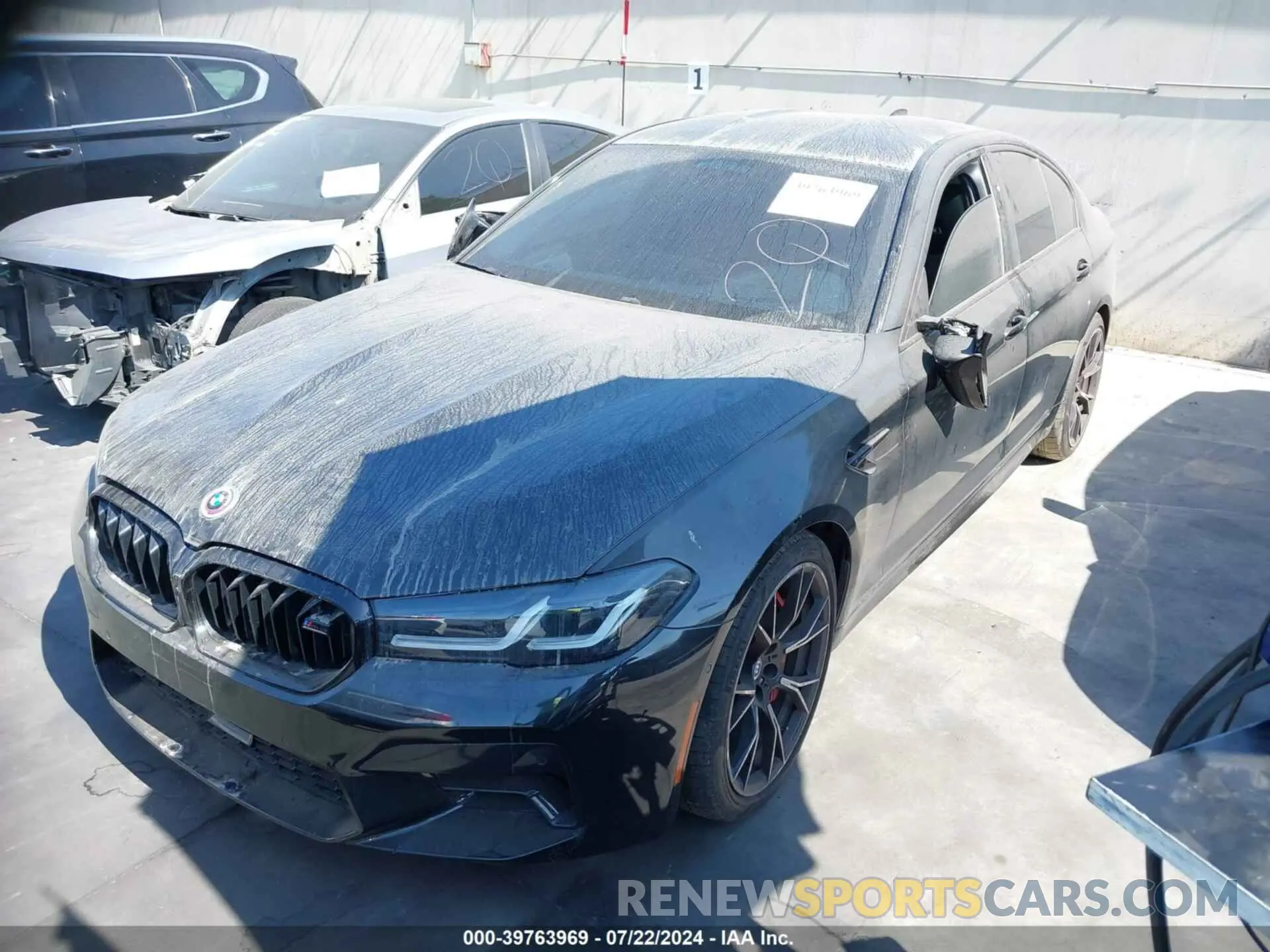 2 Фотография поврежденного автомобиля WBS83CH06PCL31246 BMW M5 2023