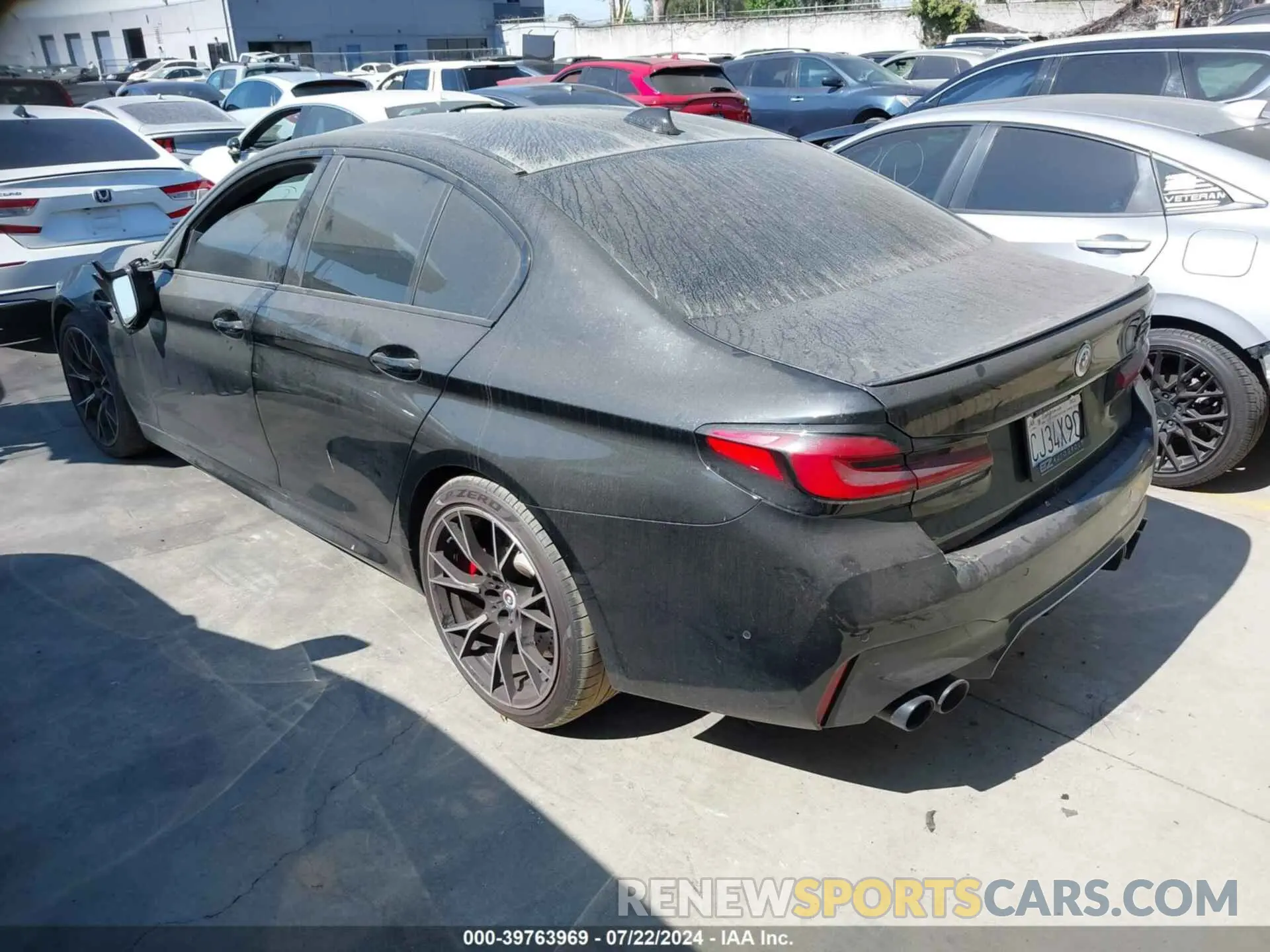 3 Фотография поврежденного автомобиля WBS83CH06PCL31246 BMW M5 2023