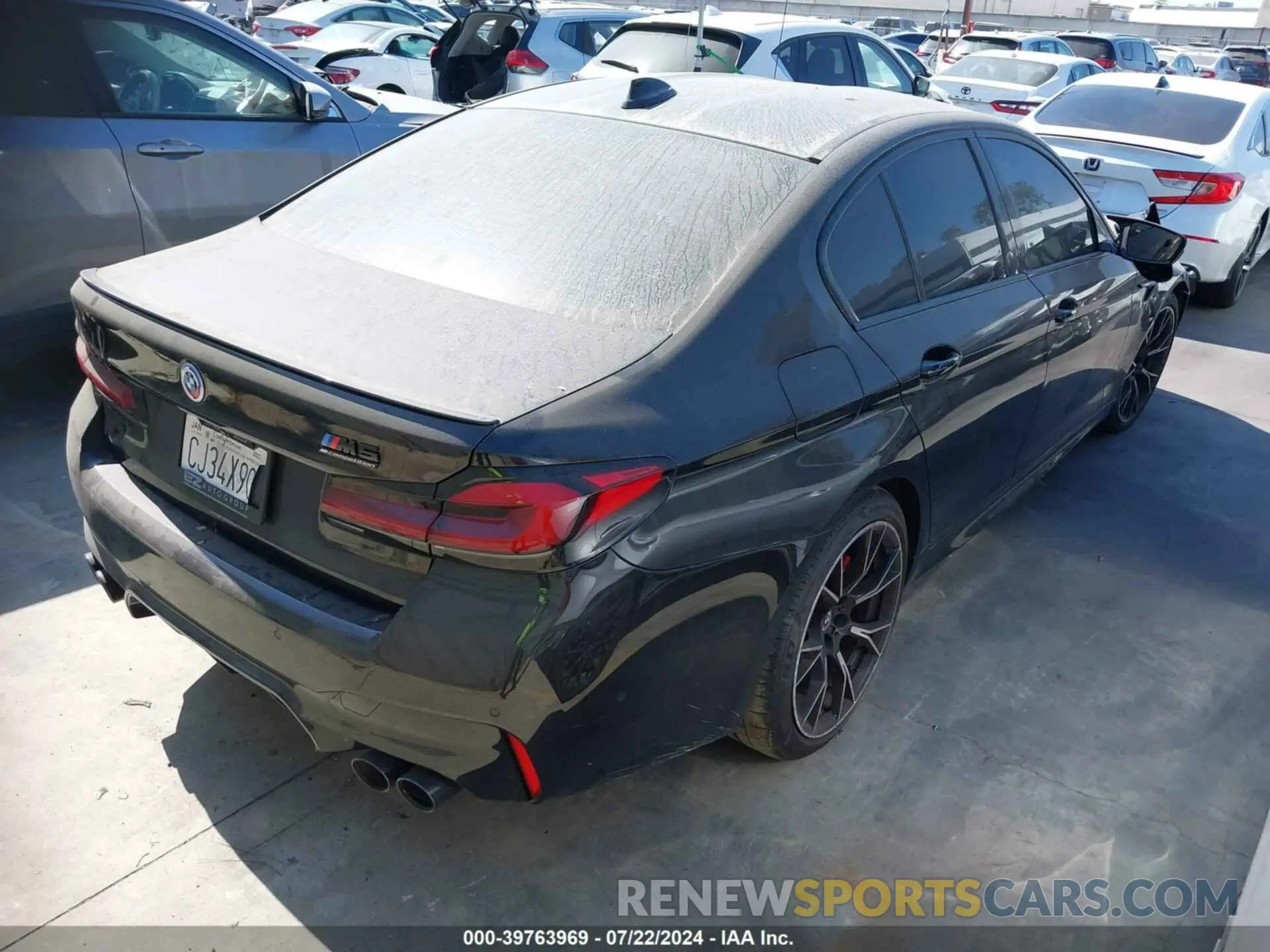 4 Фотография поврежденного автомобиля WBS83CH06PCL31246 BMW M5 2023