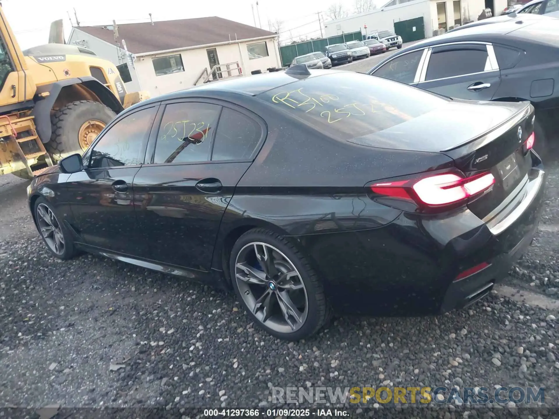 13 Photograph of a damaged car WBA13BK01NCH76521 BMW M550 2022