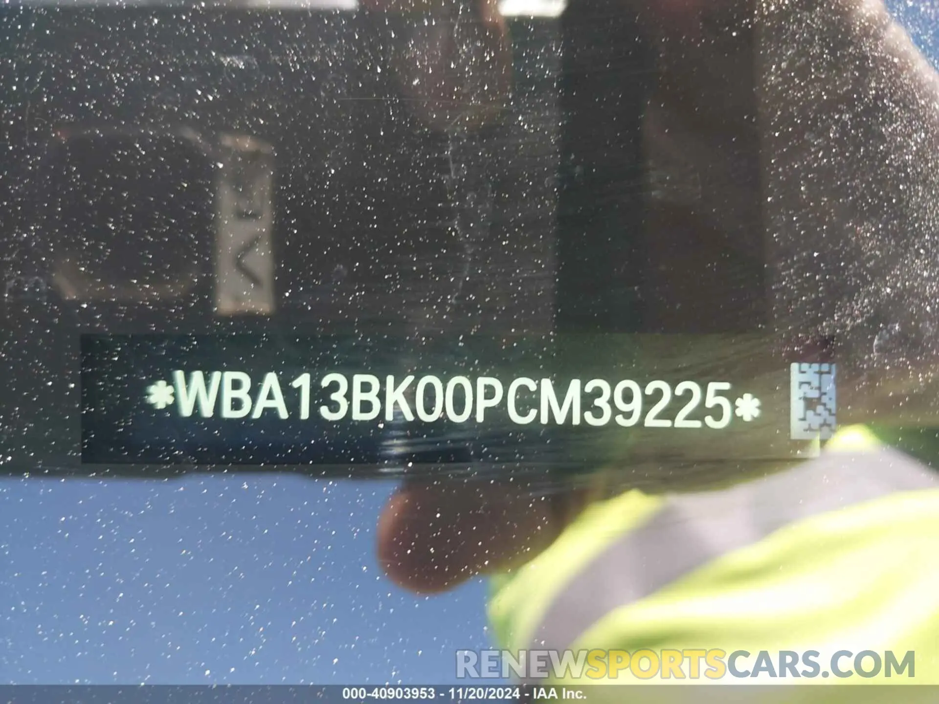 9 Photograph of a damaged car WBA13BK00PCM39225 BMW M550 2023