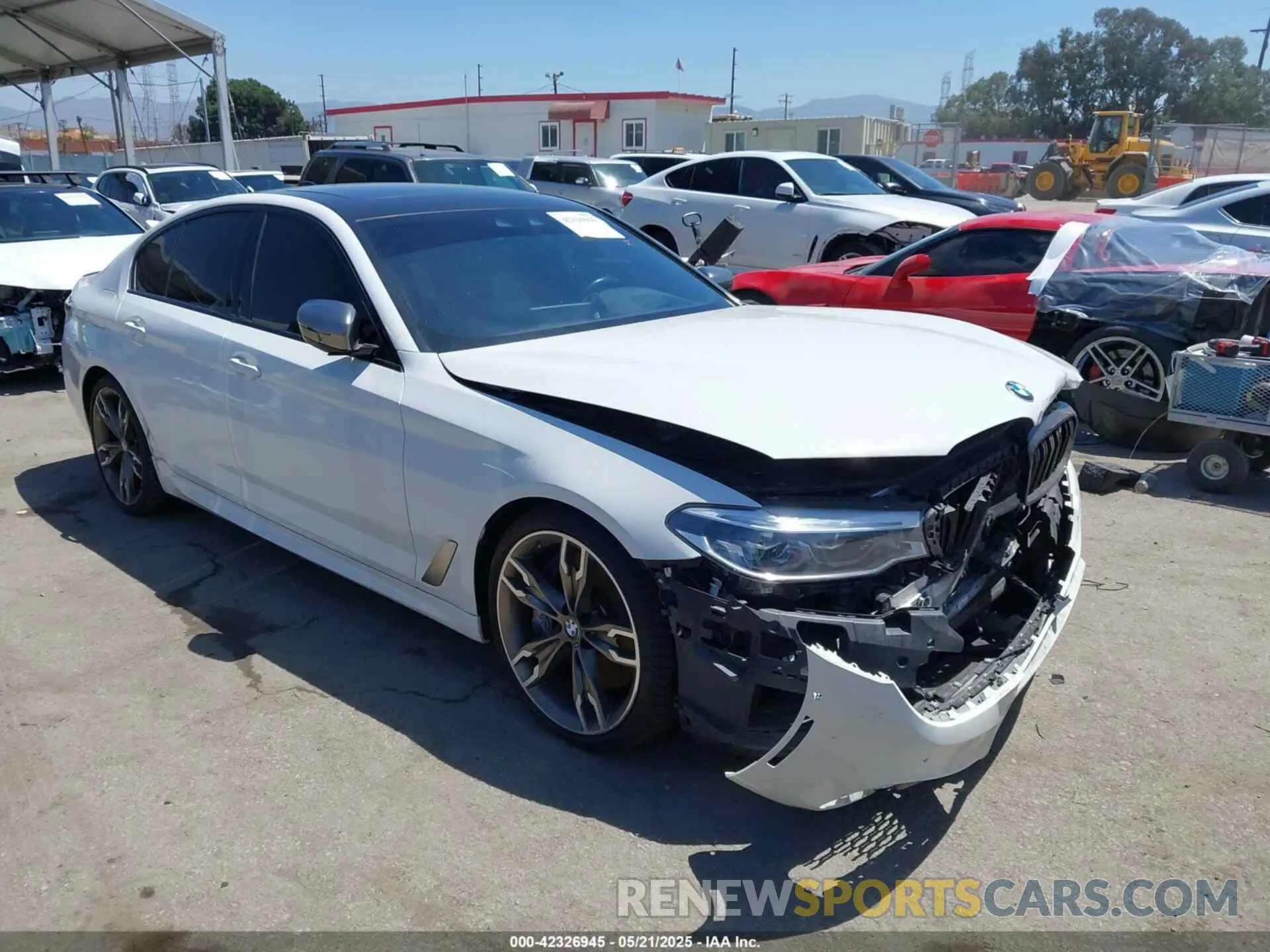 1 Photograph of a damaged car WBAJS7C0XLCD42738 BMW M550I 2020