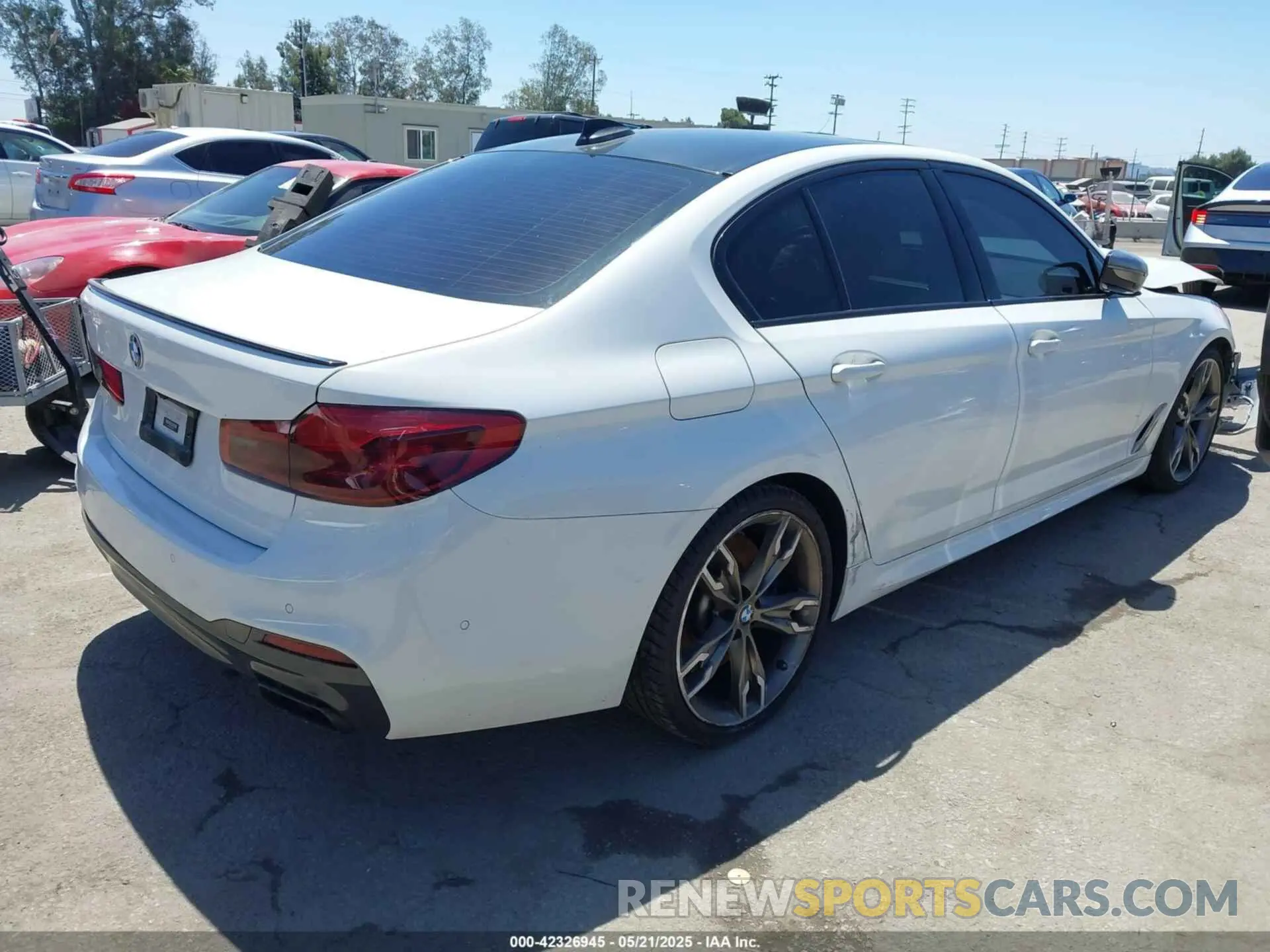 4 Photograph of a damaged car WBAJS7C0XLCD42738 BMW M550I 2020