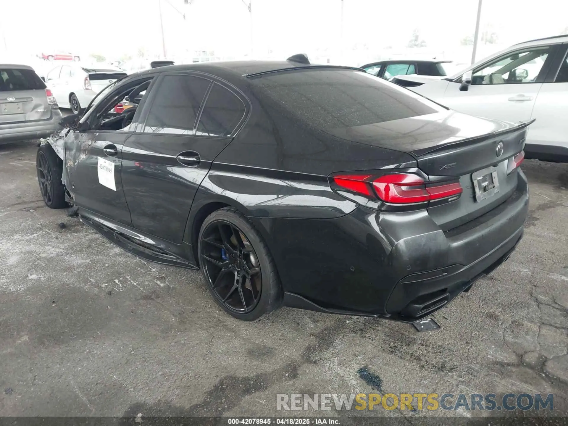 3 Фотография поврежденного автомобиля WBA13BK05MCF84792 BMW M550I 2021