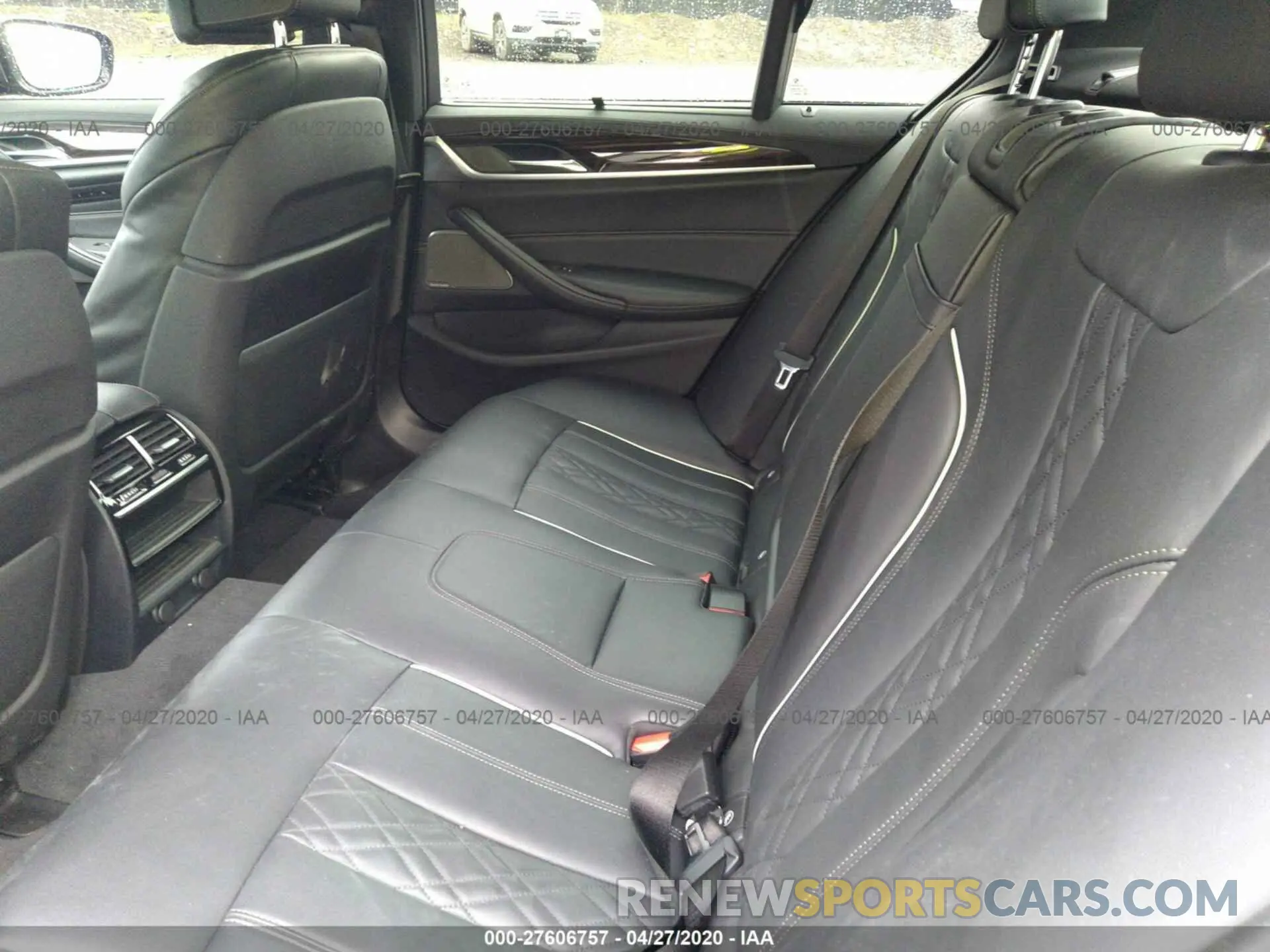 8 Photograph of a damaged car WBAJB9C5XKB464685 BMW M550XI 2019