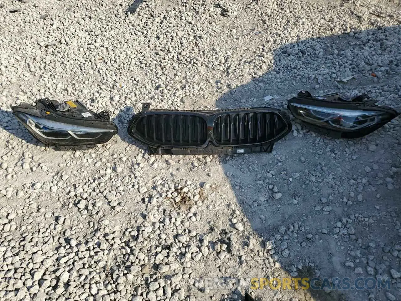 12 Photograph of a damaged car WBABC4C53KBU96351 BMW M8 2019