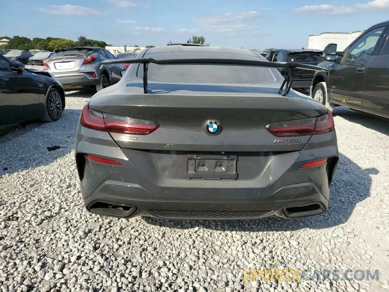 6 Photograph of a damaged car WBABC4C53KBU96351 BMW M8 2019