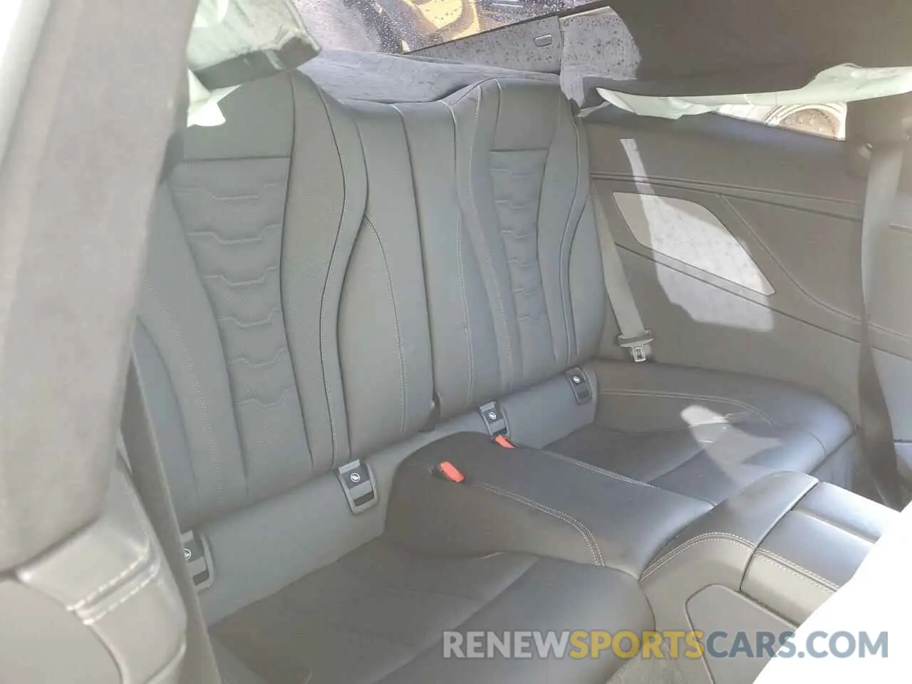 11 Photograph of a damaged car WBABC4C54KBJ35758 BMW M8 2019