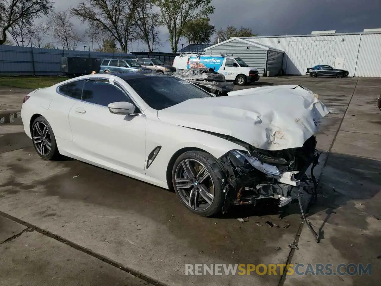 4 Photograph of a damaged car WBABC4C54KBJ35758 BMW M8 2019