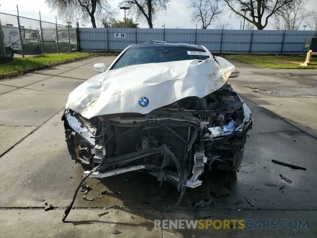 5 Photograph of a damaged car WBABC4C54KBJ35758 BMW M8 2019