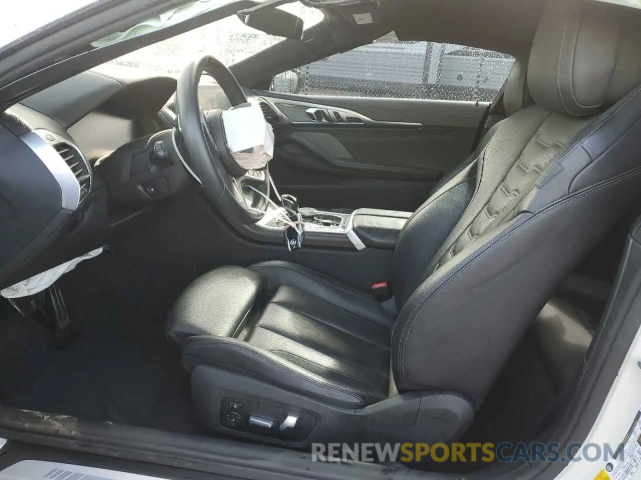 7 Photograph of a damaged car WBABC4C54KBJ35758 BMW M8 2019