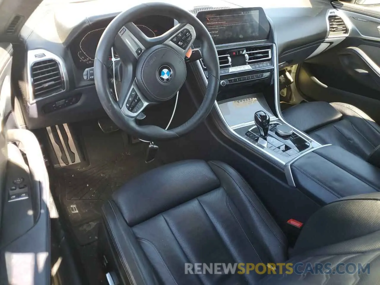 8 Photograph of a damaged car WBABC4C56KBJ35745 BMW M8 2019