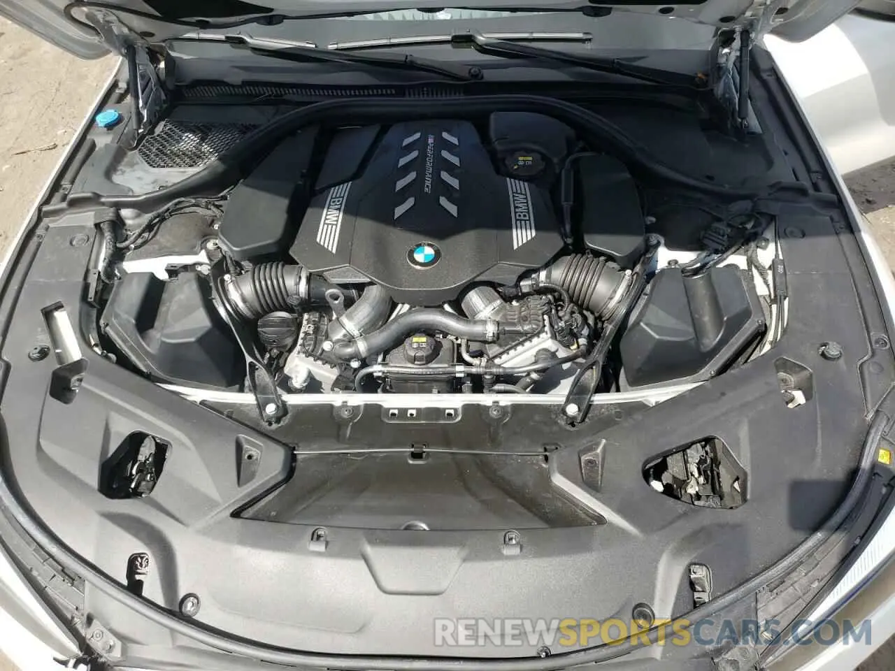 13 Photograph of a damaged car WBAGV8C01LBP48692 BMW M8 2020
