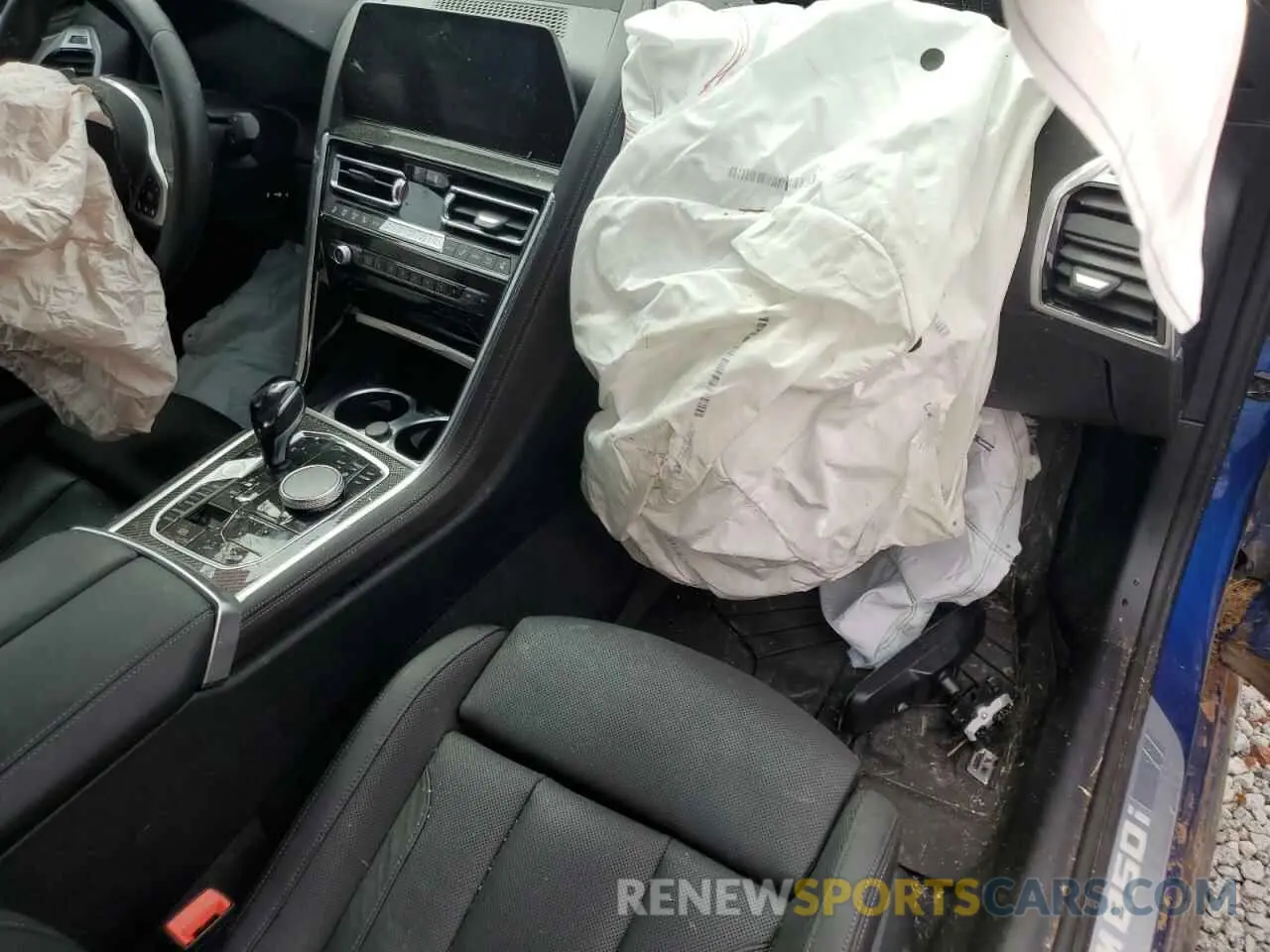 8 Photograph of a damaged car WBAGV8C03LCE29002 BMW M8 2020