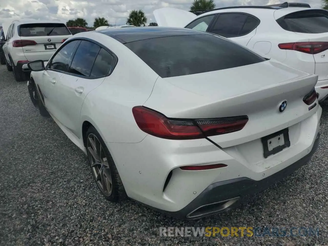 3 Photograph of a damaged car WBAGV8C04LBP49030 BMW M8 2020