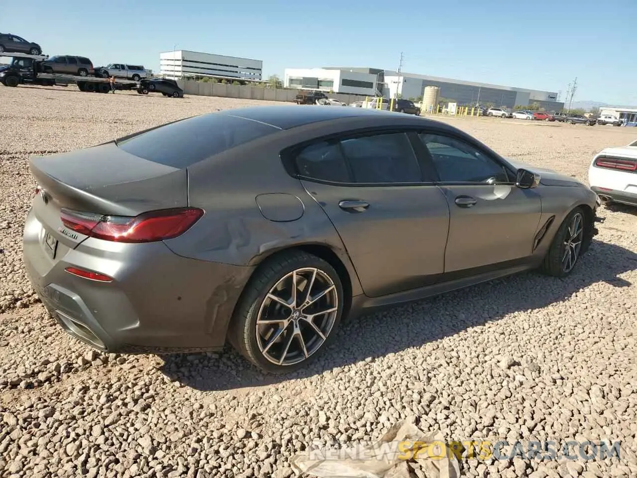 3 Фотография поврежденного автомобиля WBAGV8C05LCE41183 BMW M8 2020