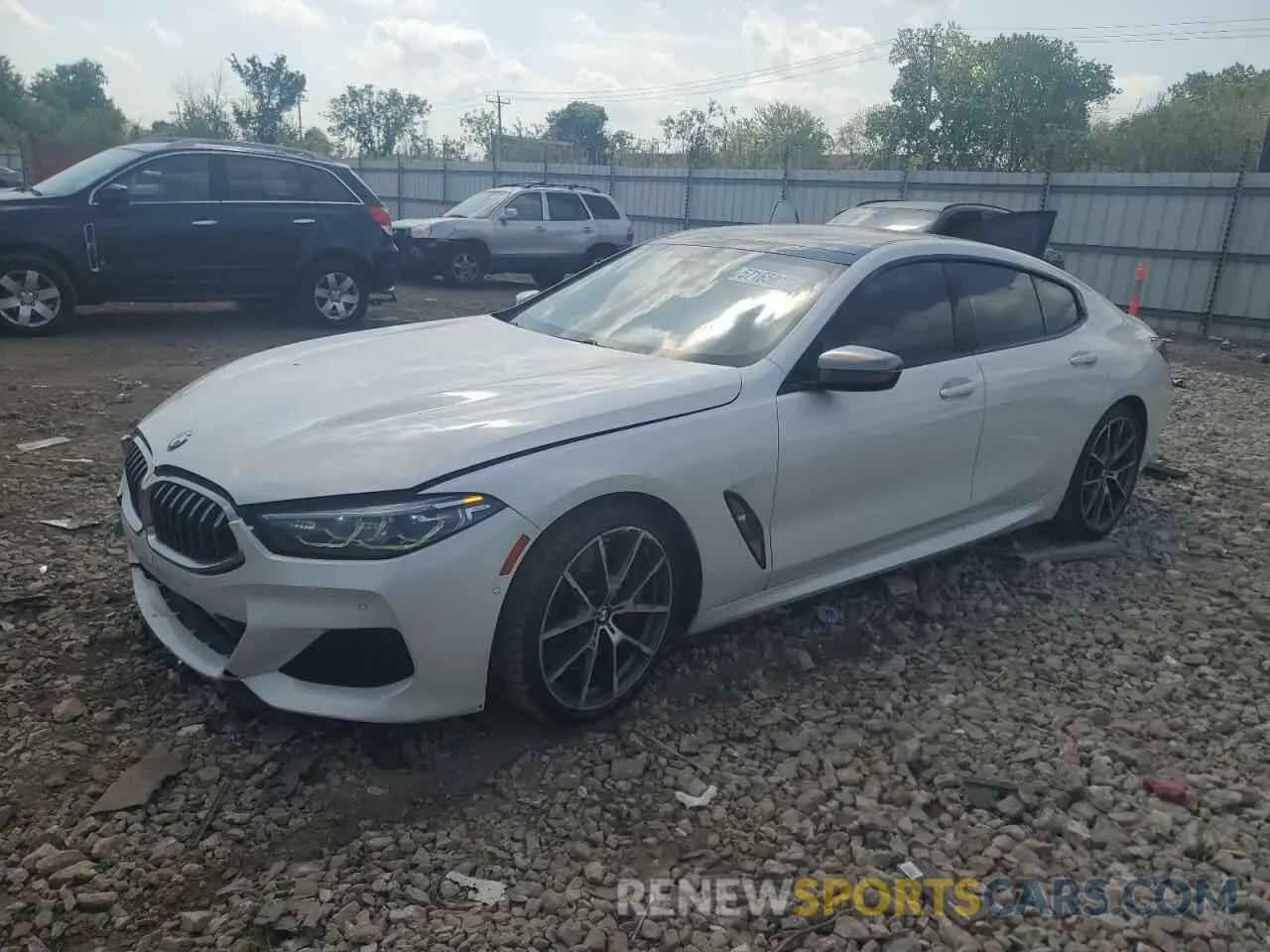 1 Photograph of a damaged car WBAGV8C06LBP48932 BMW M8 2020
